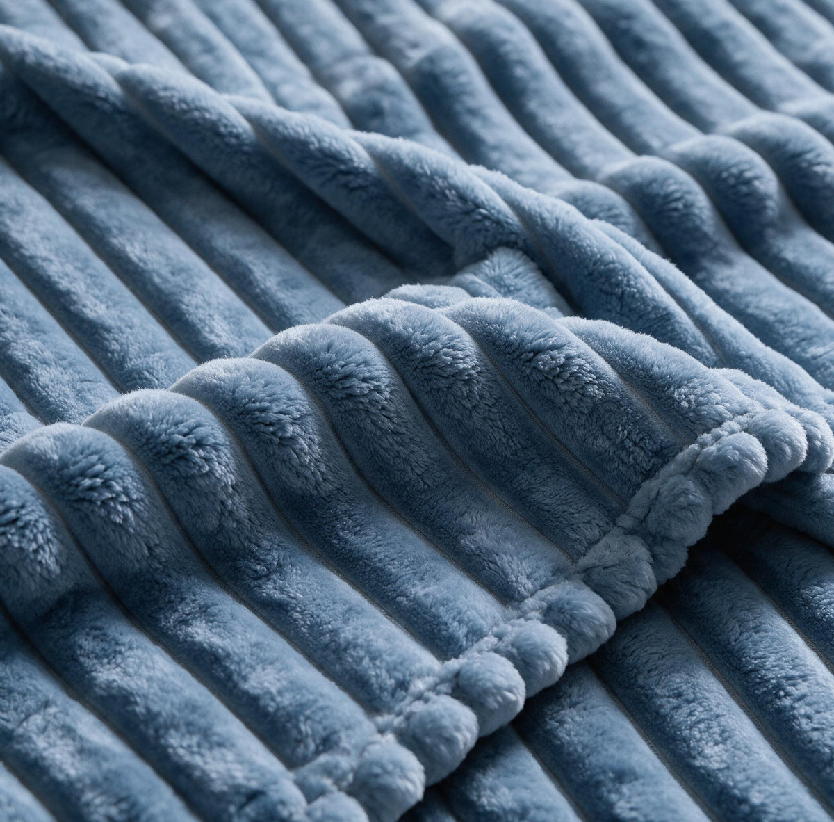 Ribbed Plush Throw Blanket