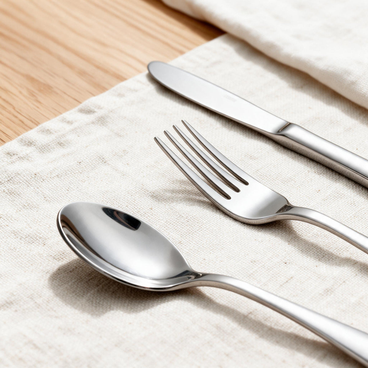 20-Piece Stainless Steel Flatware Set — Silver — material and construction detail