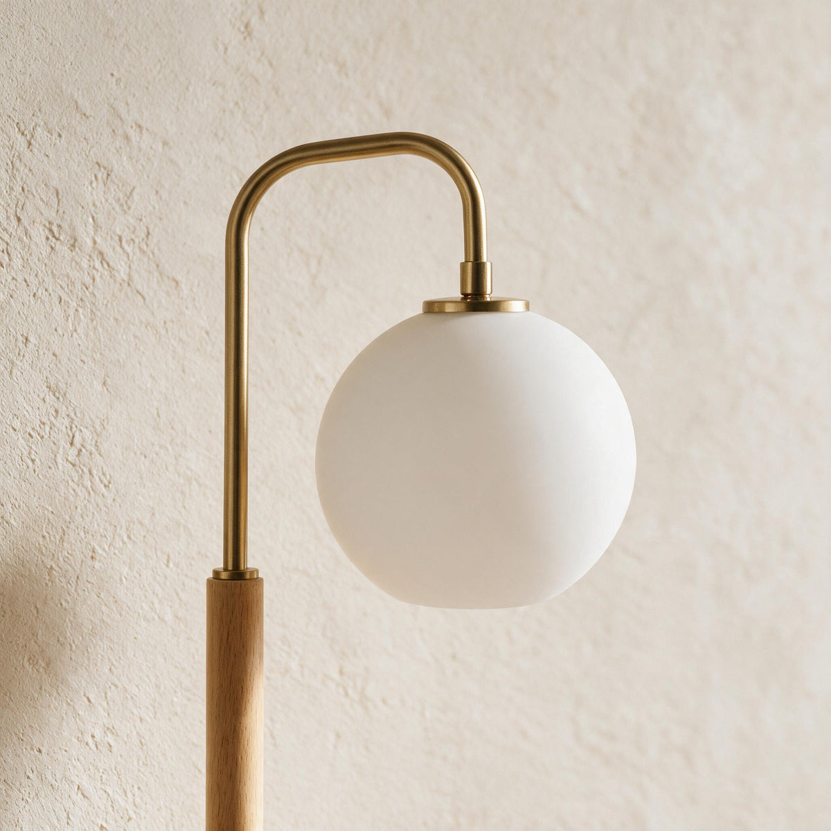 Auris Globe Table Lamp — close-up of the product details