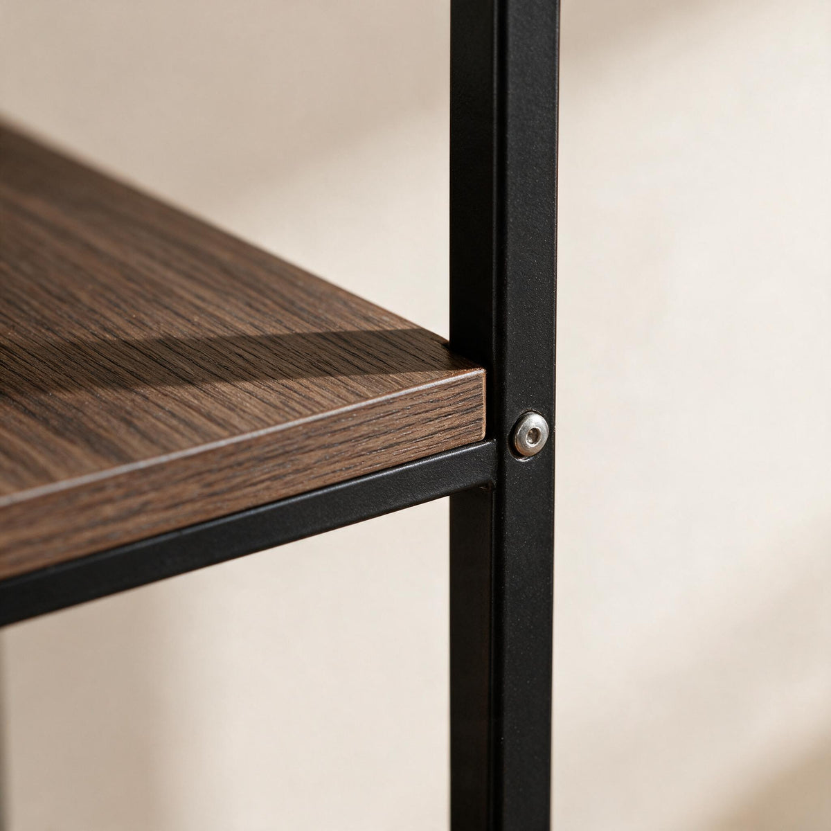 VEVOR Kitchen Baker's Rack - 23.6-Inch — close detail of the original material and construction.