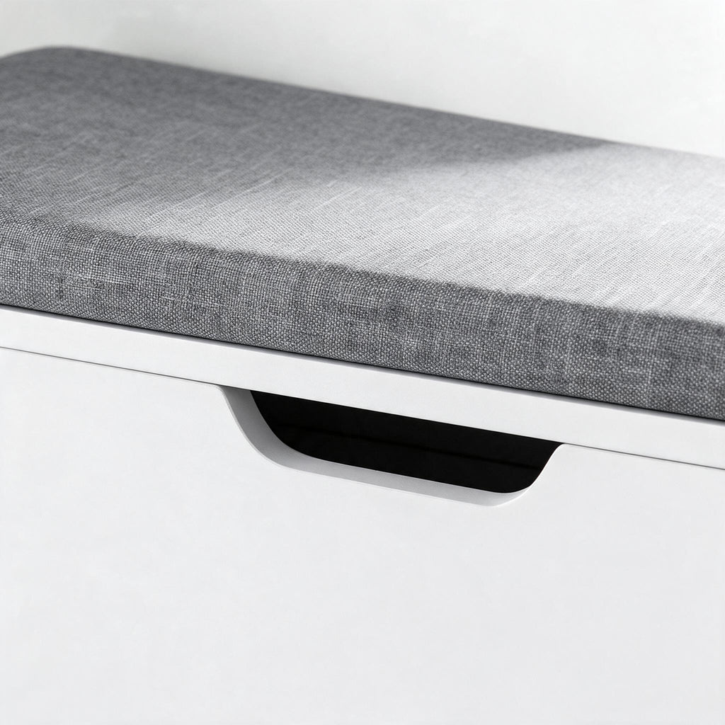 VASAGLE Cushioned Storage Bench — material and construction detail