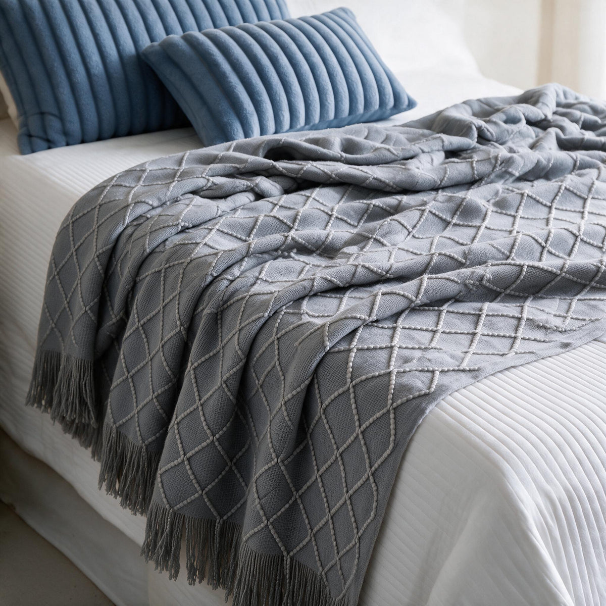 Diamond Knit Throw Blanket